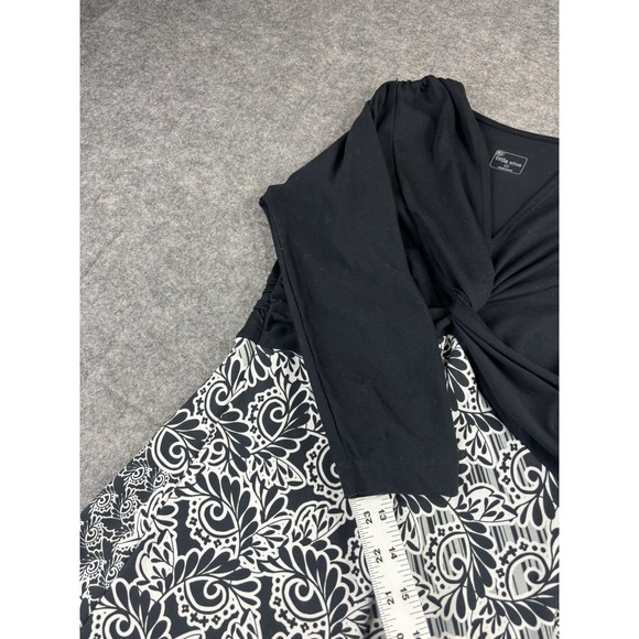 Title Nine Amelia Dress, Black 3/4 Sleeve Twist Front Paisley Athletic Womens XS - Picture 3 of 8